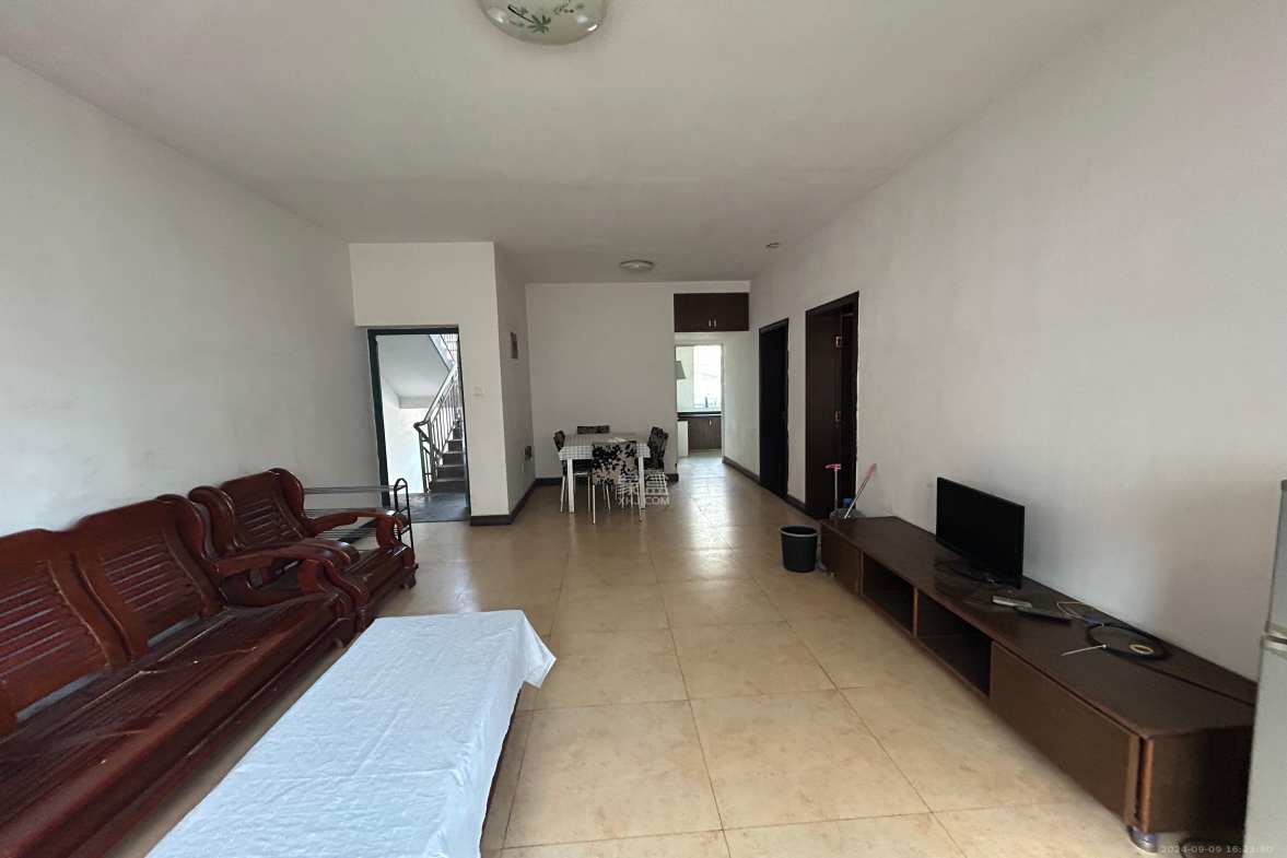 长丰小区 2室2厅1卫 1600.0元/月 长丰小区 2室2厅1卫 1600.0元/月室内图