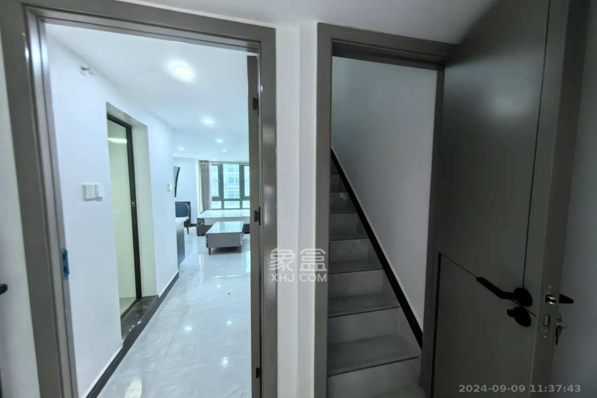清控湖山雅居北区  1室1厅1卫   1300.00元/月户型图