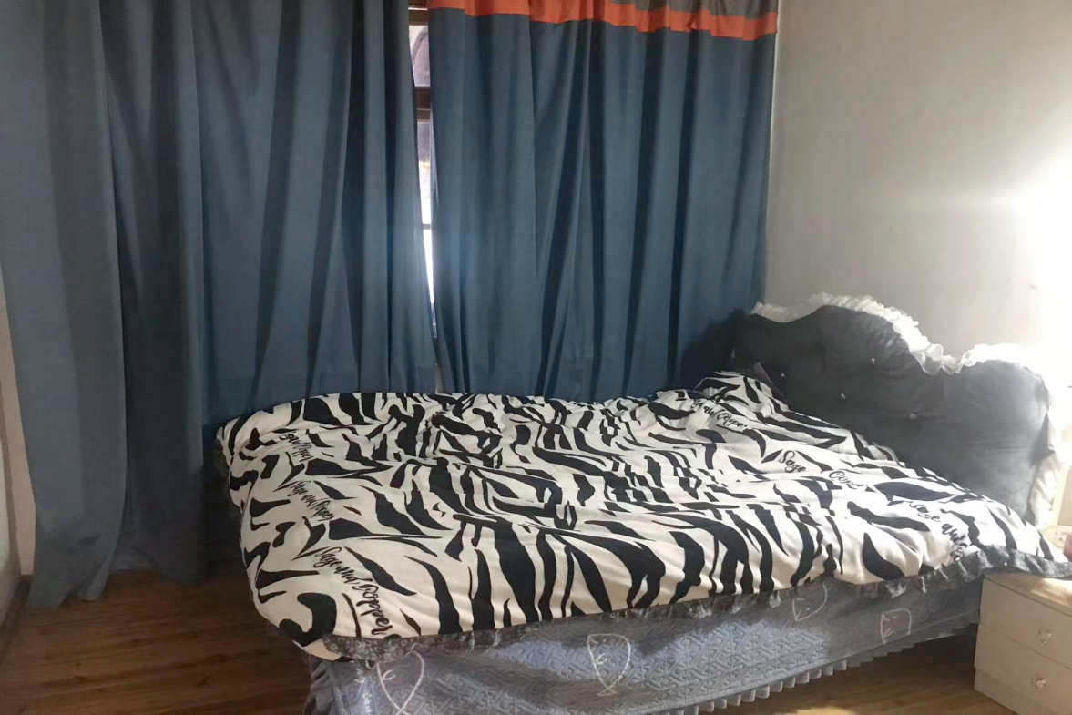 娄底毛巾厂  2室1厅1卫    22.5万客厅