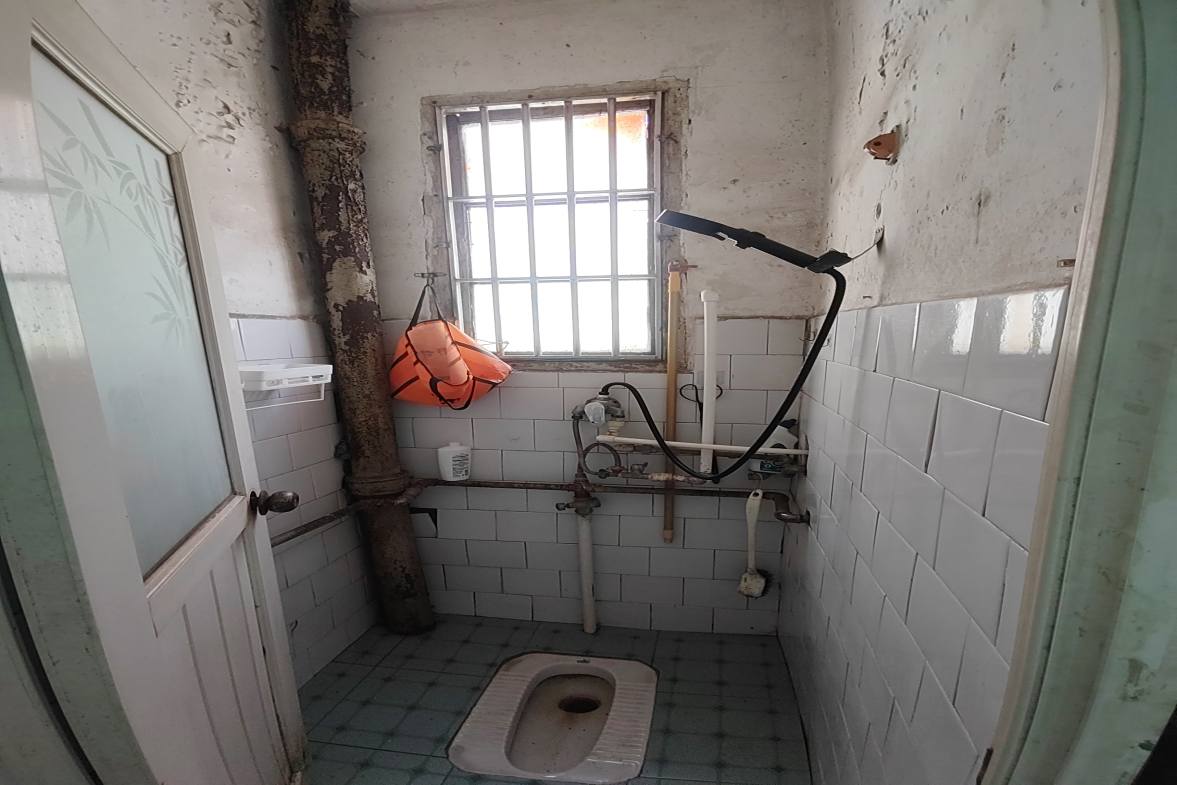 贤童街老法院住宅区 3室1厅1卫 800.0元/月 贤童街老法院住宅区 3室1厅1卫 800.0元/月室内图