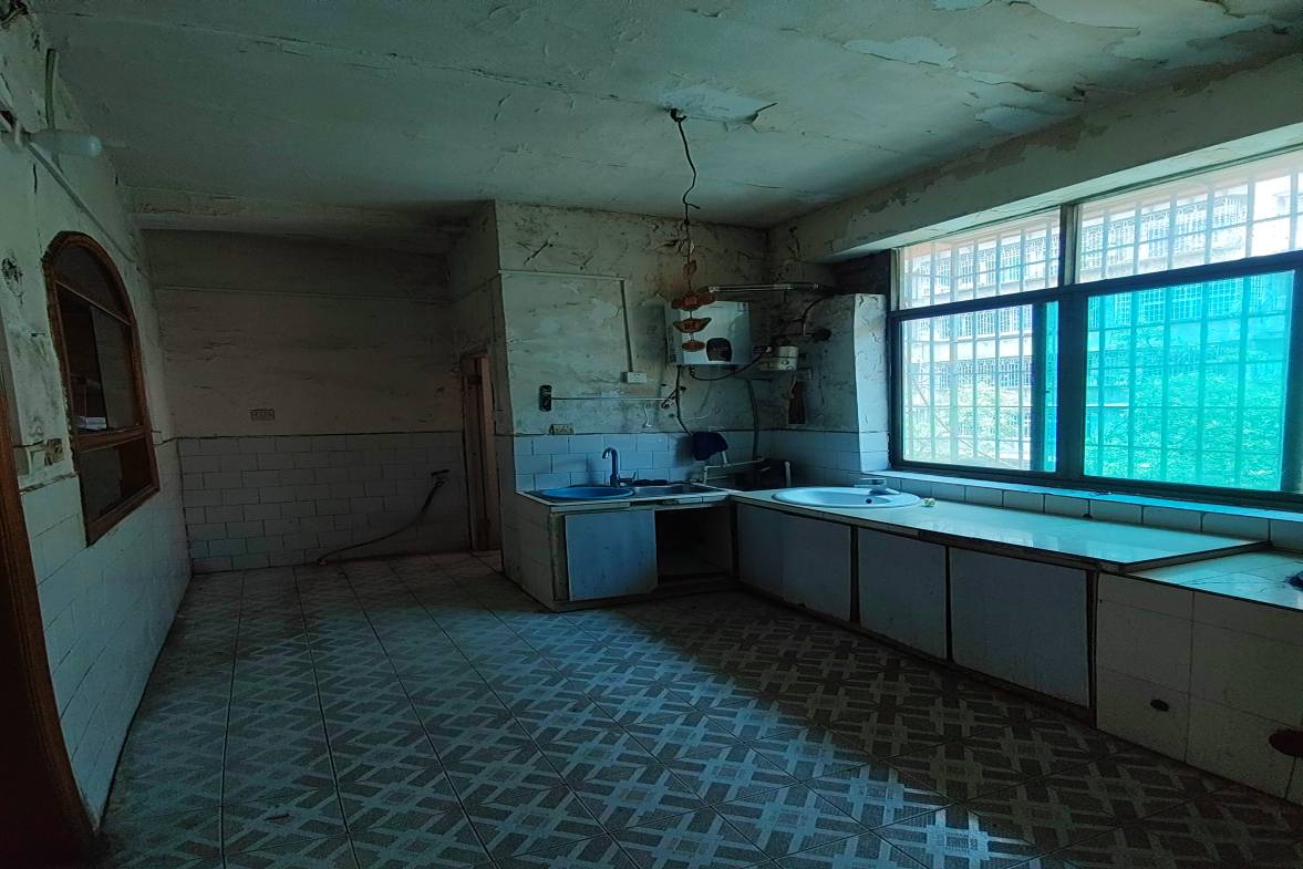 贤童街老法院住宅区 3室1厅1卫 800.0元/月 贤童街老法院住宅区 3室1厅1卫 800.0元/月室内图