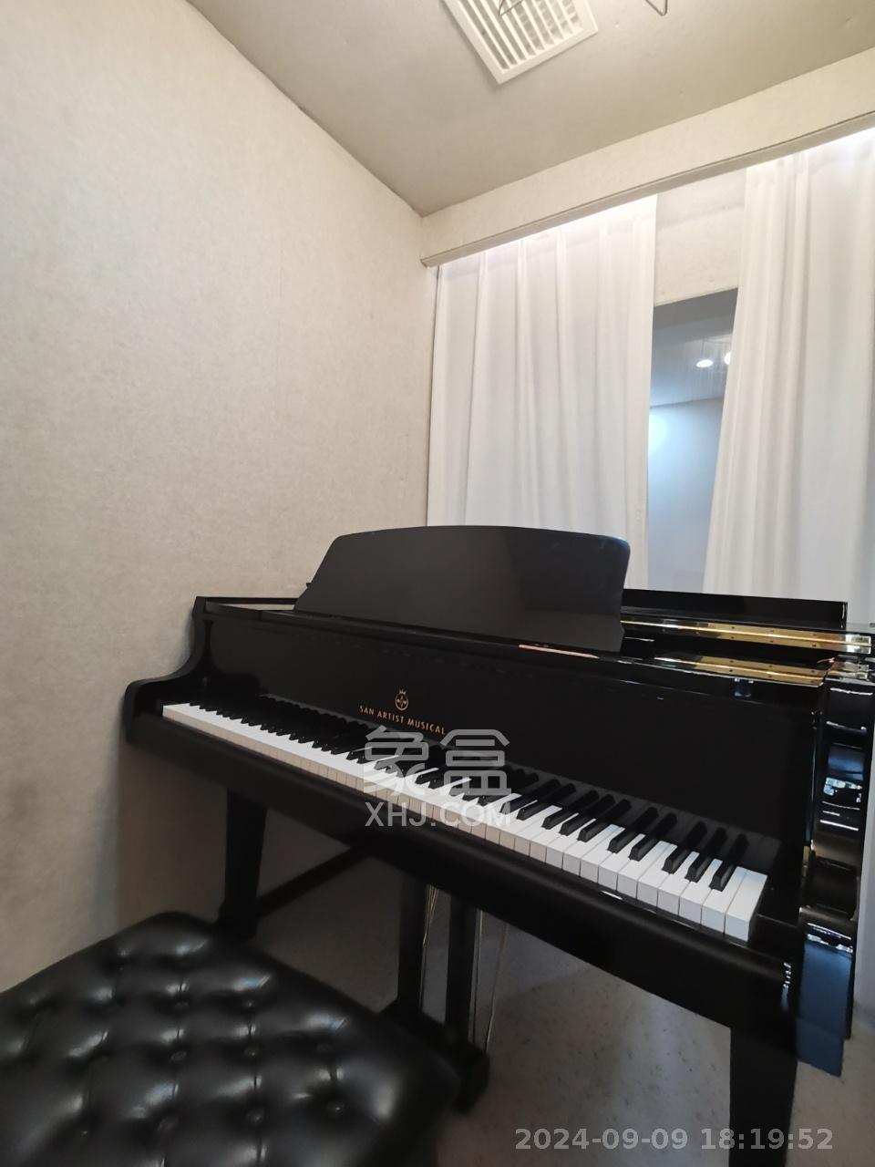 金茂梅溪湖  1室1厅1卫    1700.0元/月室内图