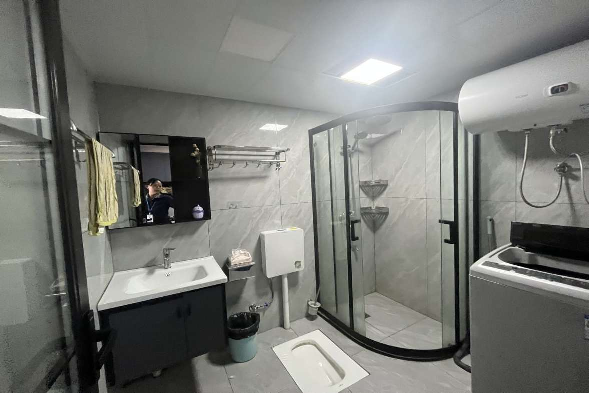 雄森国际 1室1厅1卫 1580.0元/月 雄森国际 1室1厅1卫 1580.0元/月室内图