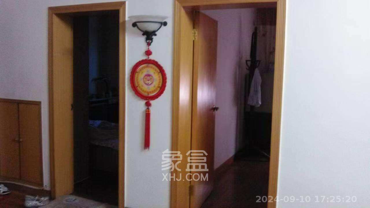 湖南石油化学工业局小区（侯家塘化工厅）  2室1厅1卫   1700.00元/月室内图