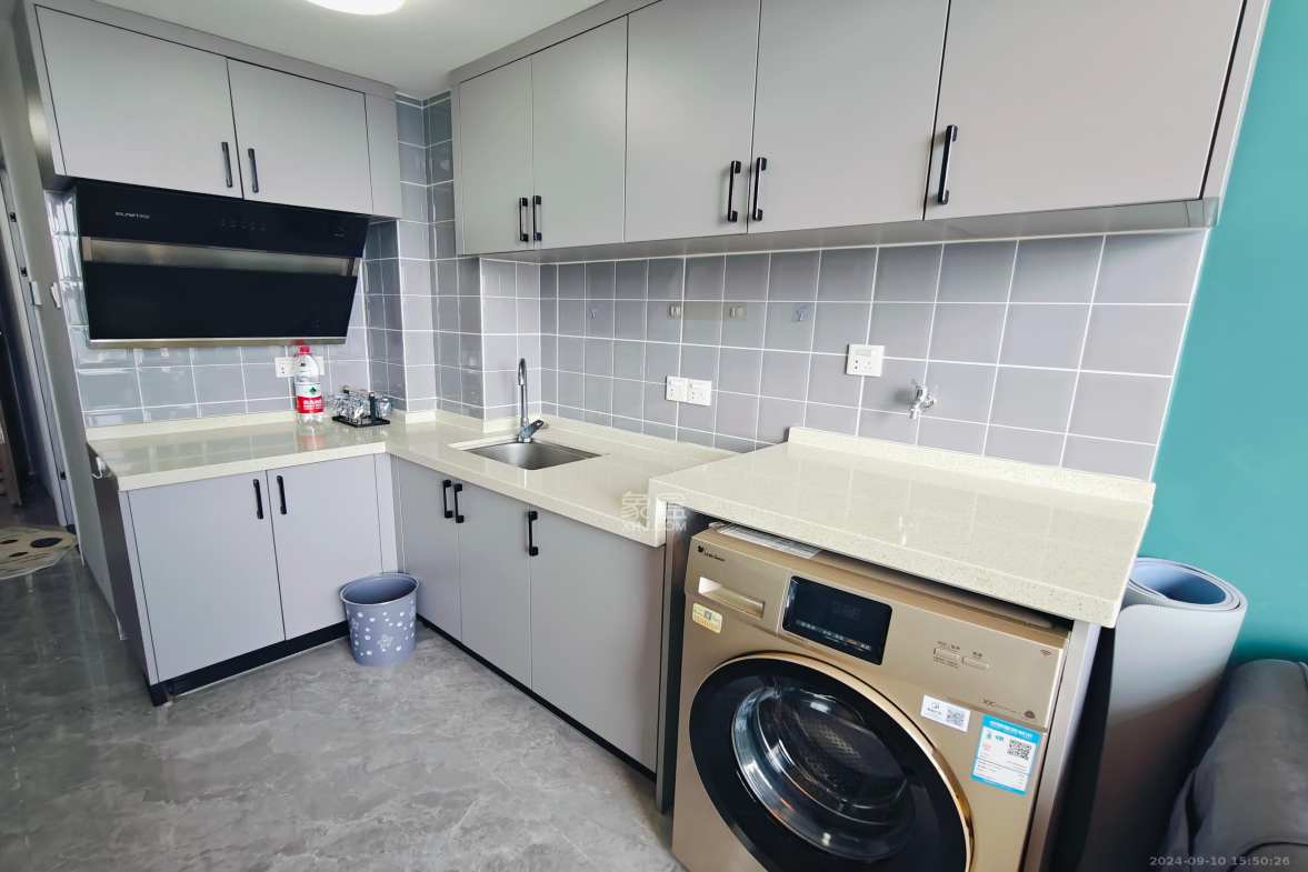 弘坤云寓  1室0厅0卫    2600.0元/月室内图