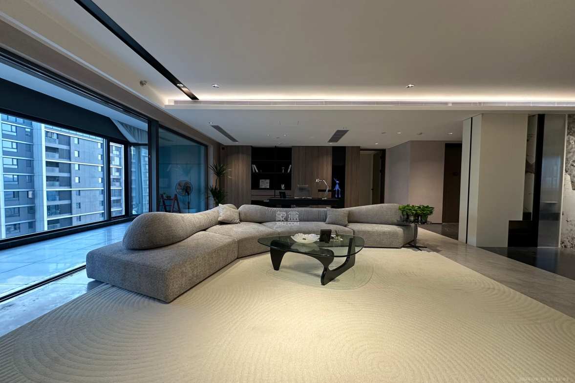 长沙悦府(华润万象城)  4室2厅3卫    20000.0元/月 长沙悦府(华润万象城)  4室2厅3卫    20000.0元/月室内图