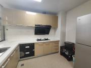 上和世家  3室2厅2卫    84.0万