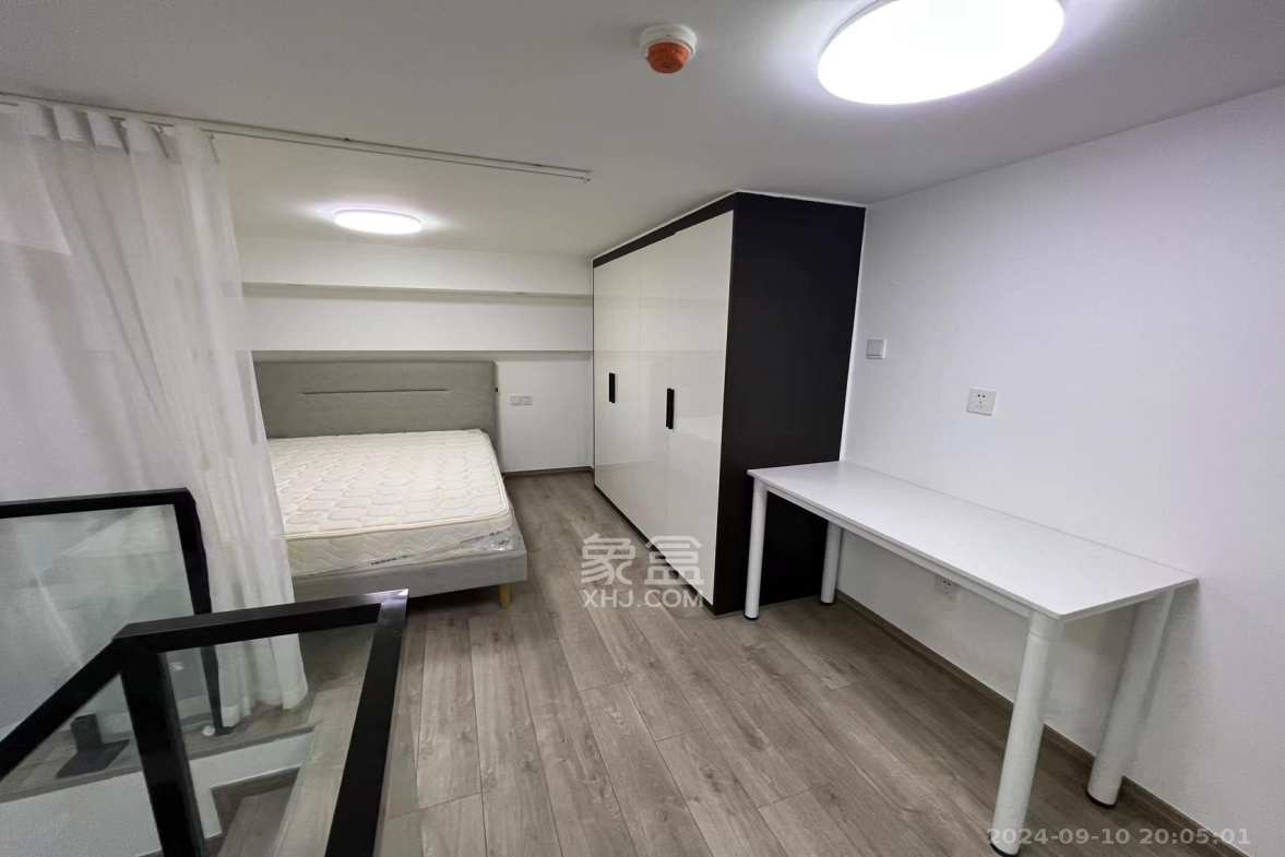 荣盛花语书苑 1室0厅0卫 2700.0元/月 荣盛花语书苑 1室0厅0卫 2700.0元/月室内图