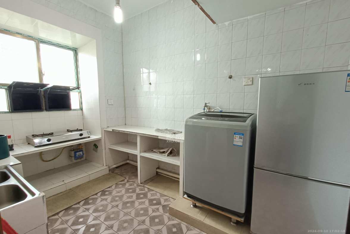 湖南省服装工业单位宿舍  2室1厅1卫   1700.00元/月室内图
