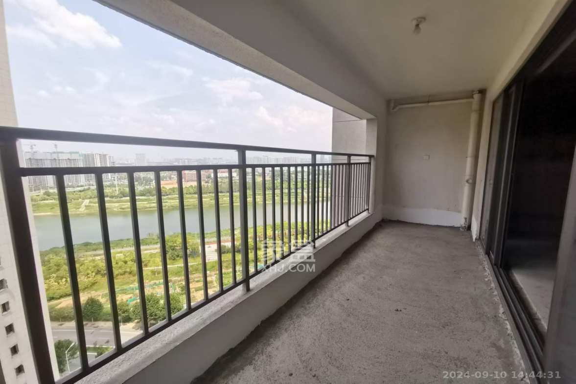 阳光城尚东湾悦江府 3室2厅2卫 1500.0元/月 阳光城尚东湾悦江府 3室2厅2卫 1500.0元/月室内图