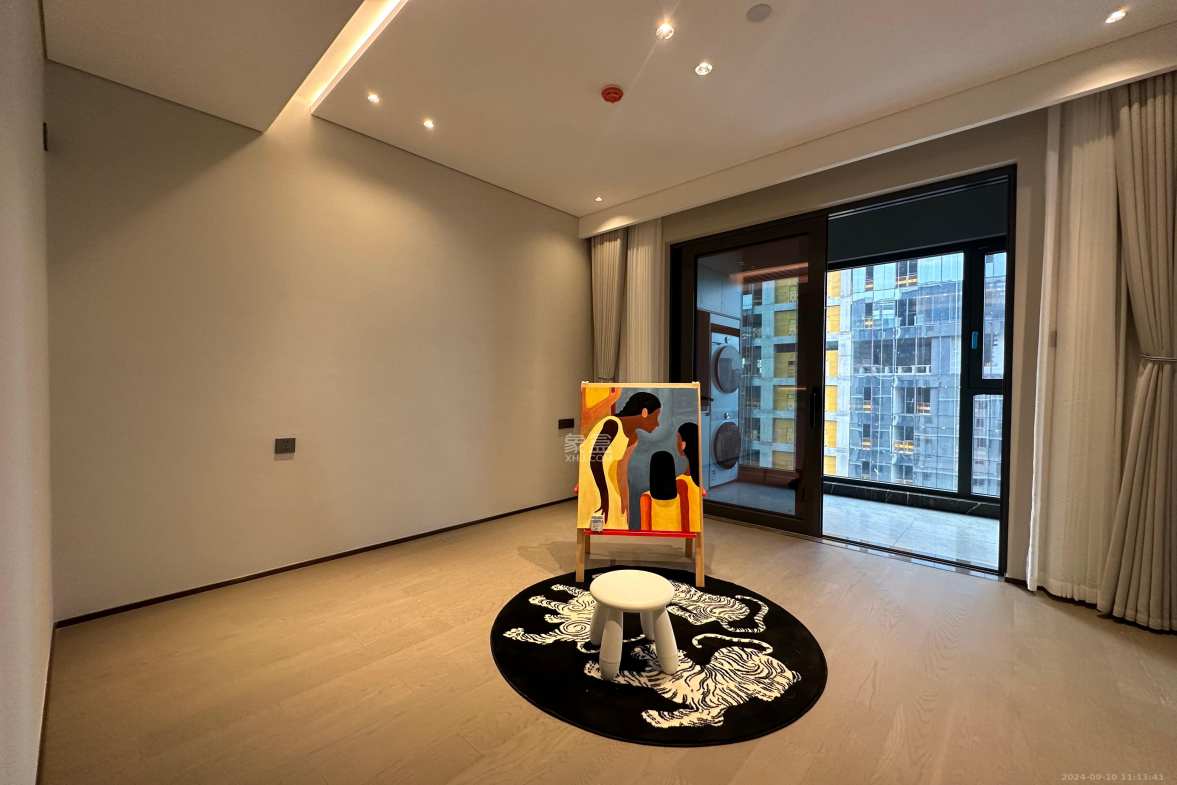 长沙悦府(华润万象城)  4室2厅3卫    20000.0元/月 长沙悦府(华润万象城)  4室2厅3卫    20000.0元/月室内图