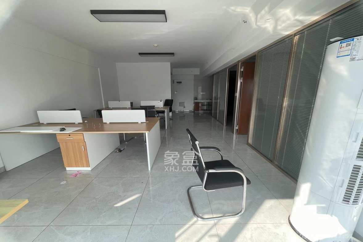 复地星光天地  1室0厅0卫   5280.00元/月室内图1