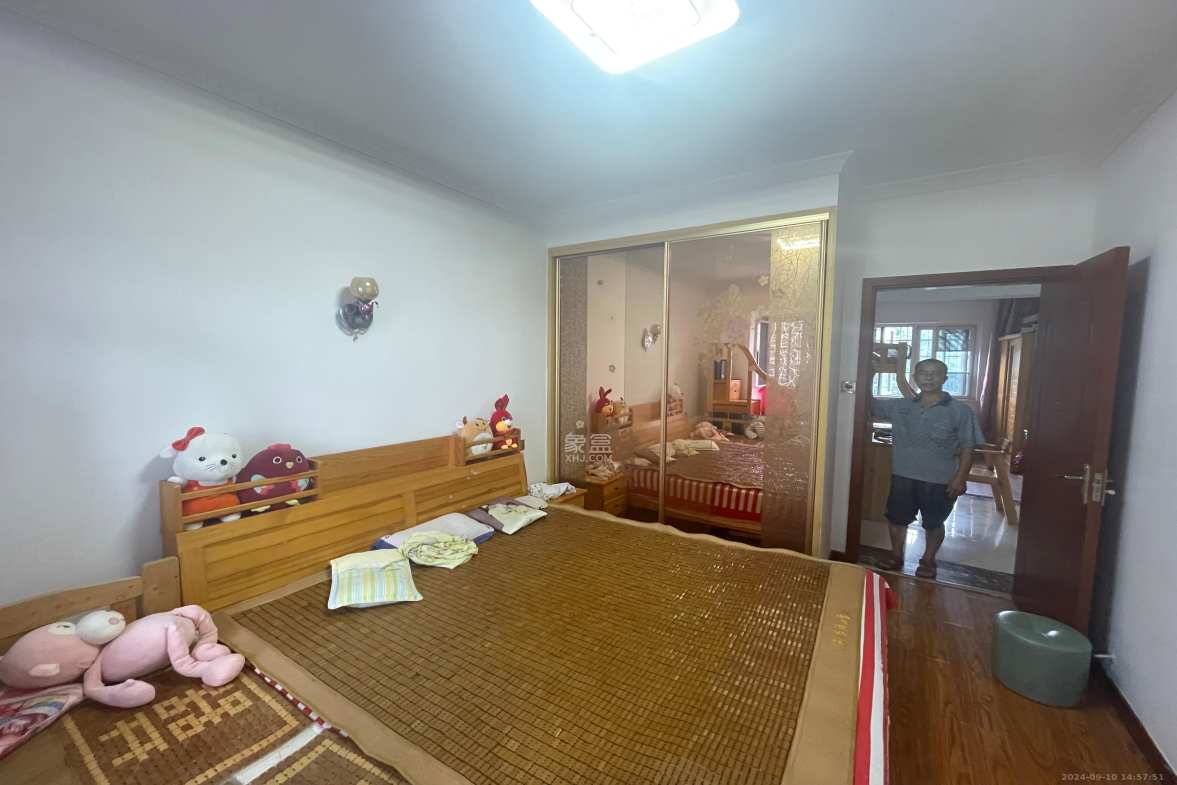 联美品格  2室2厅1卫   2600.00元/月室内图