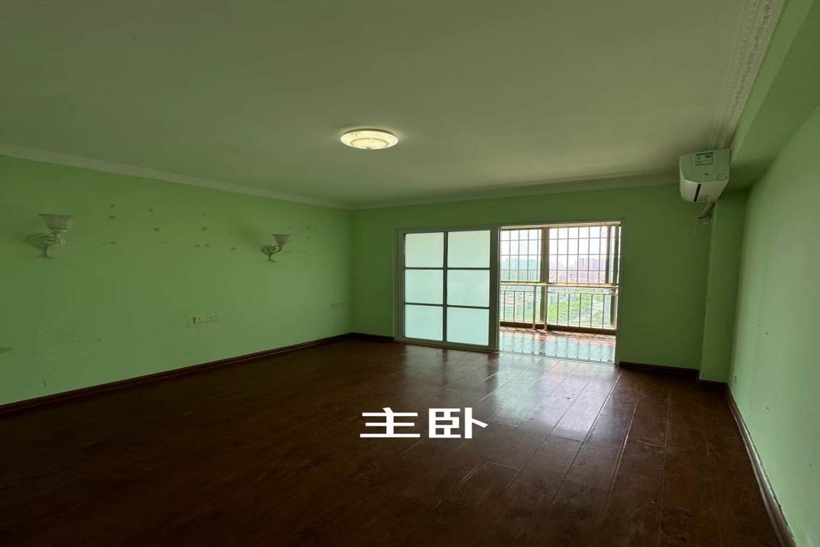 峰景国际  3室2厅2卫   2000.00元/月室内图