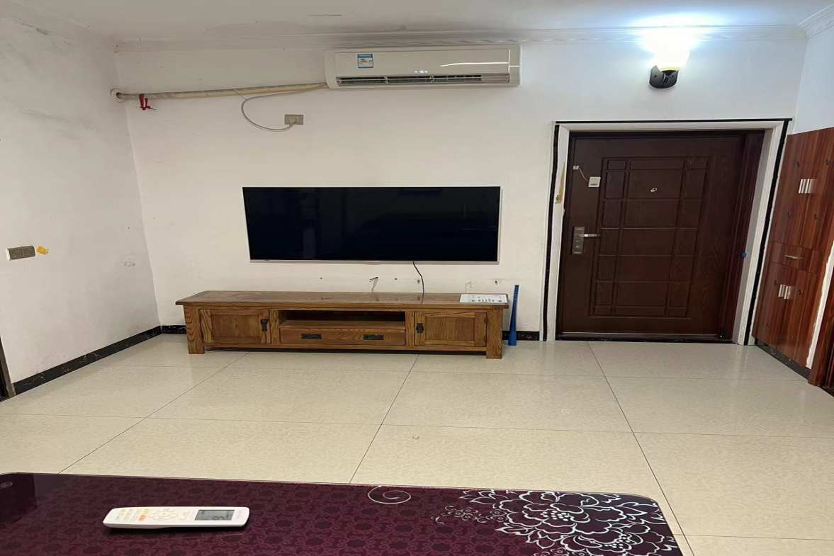 公园社区(青山小区) 2室1厅1卫 38.0万 公园社区(青山小区) 2室1厅1卫 38.0万室内图