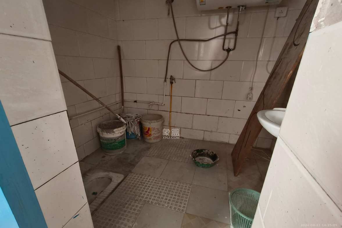 华银南苑  2室1厅1卫   1600.00元/月室内图