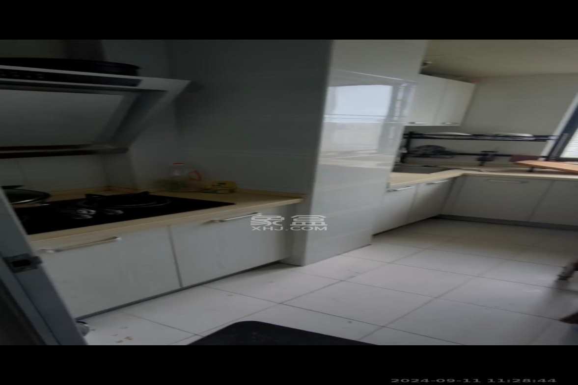 印象天心  1室1厅1卫   2600.00元/月室内图1