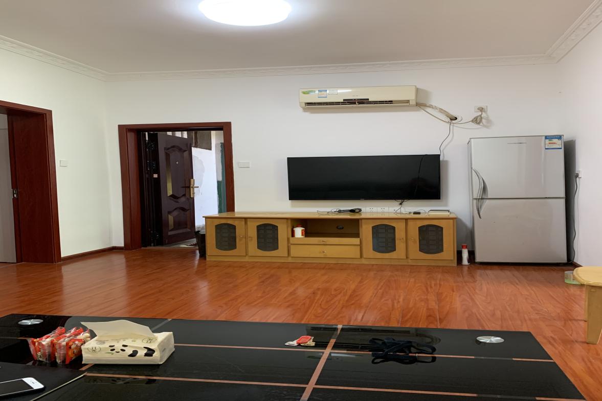 湖南人文科技学院成慧小区 2室1厅1卫 1200.0元/月 湖南人文科技学院成慧小区 2室1厅1卫 1200.0元/月室内图