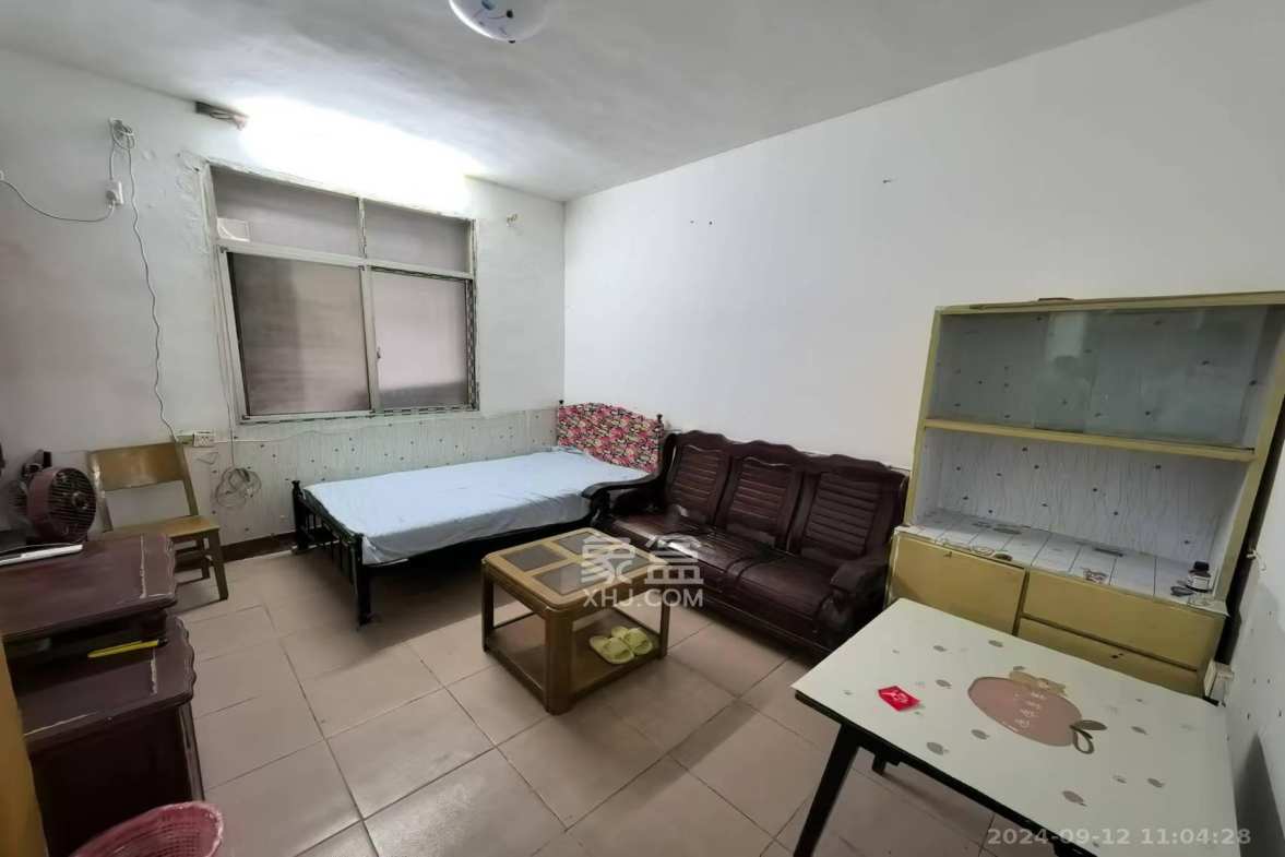 长沙铬盐厂单位宿舍  2室1厅1卫    1200.0元/月室内图