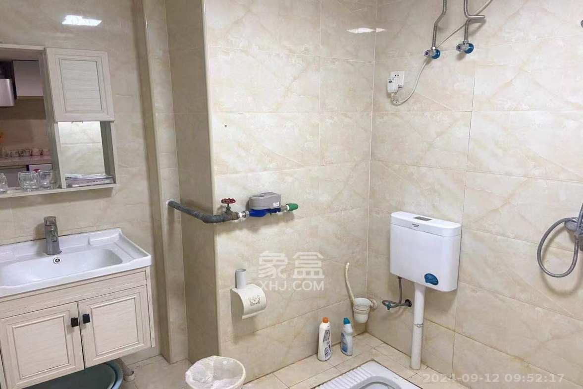 荣悦台  1室1厅1卫   2600.00元/月室内图