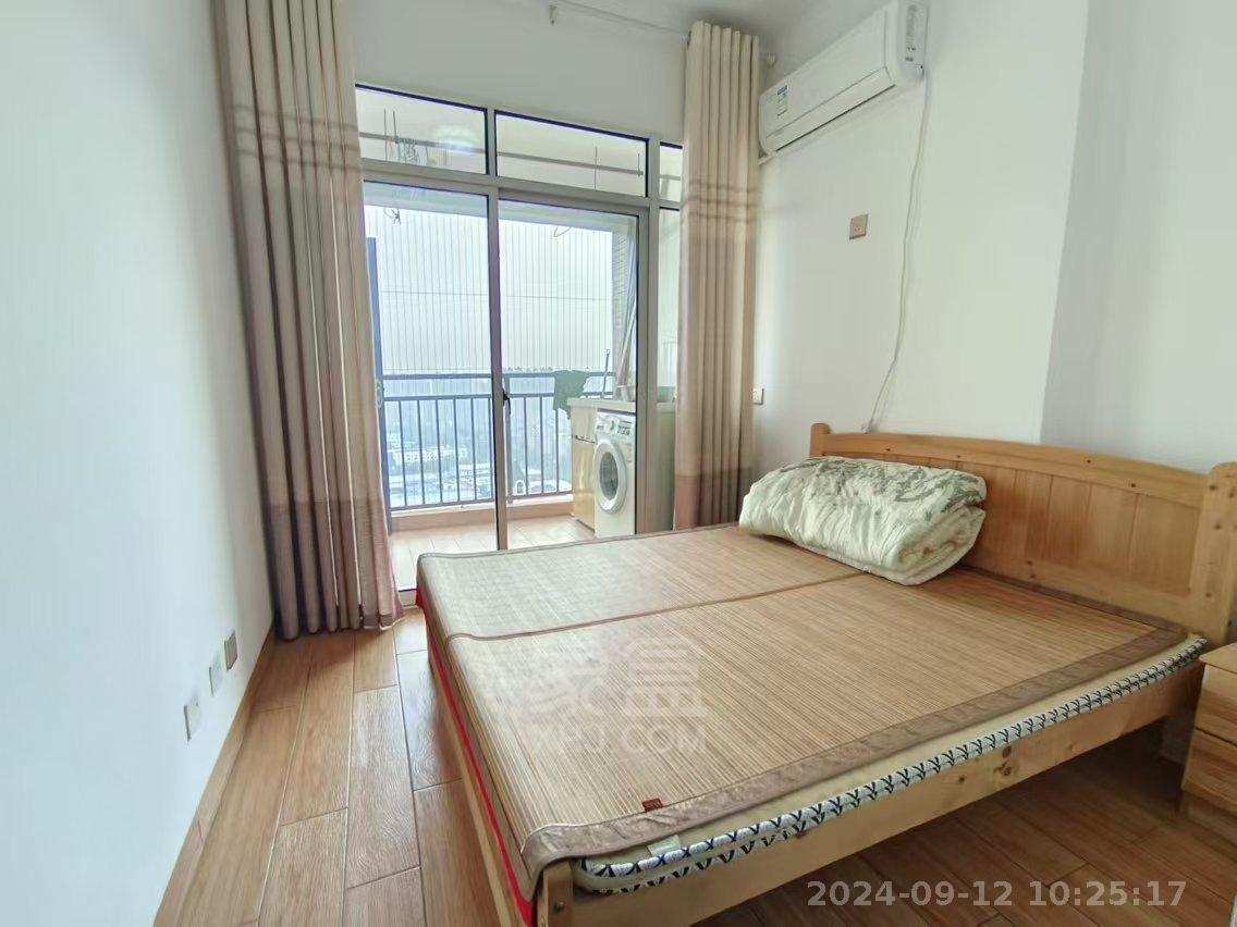 奥园广场  3室2厅2卫   2200.00元/月室内图