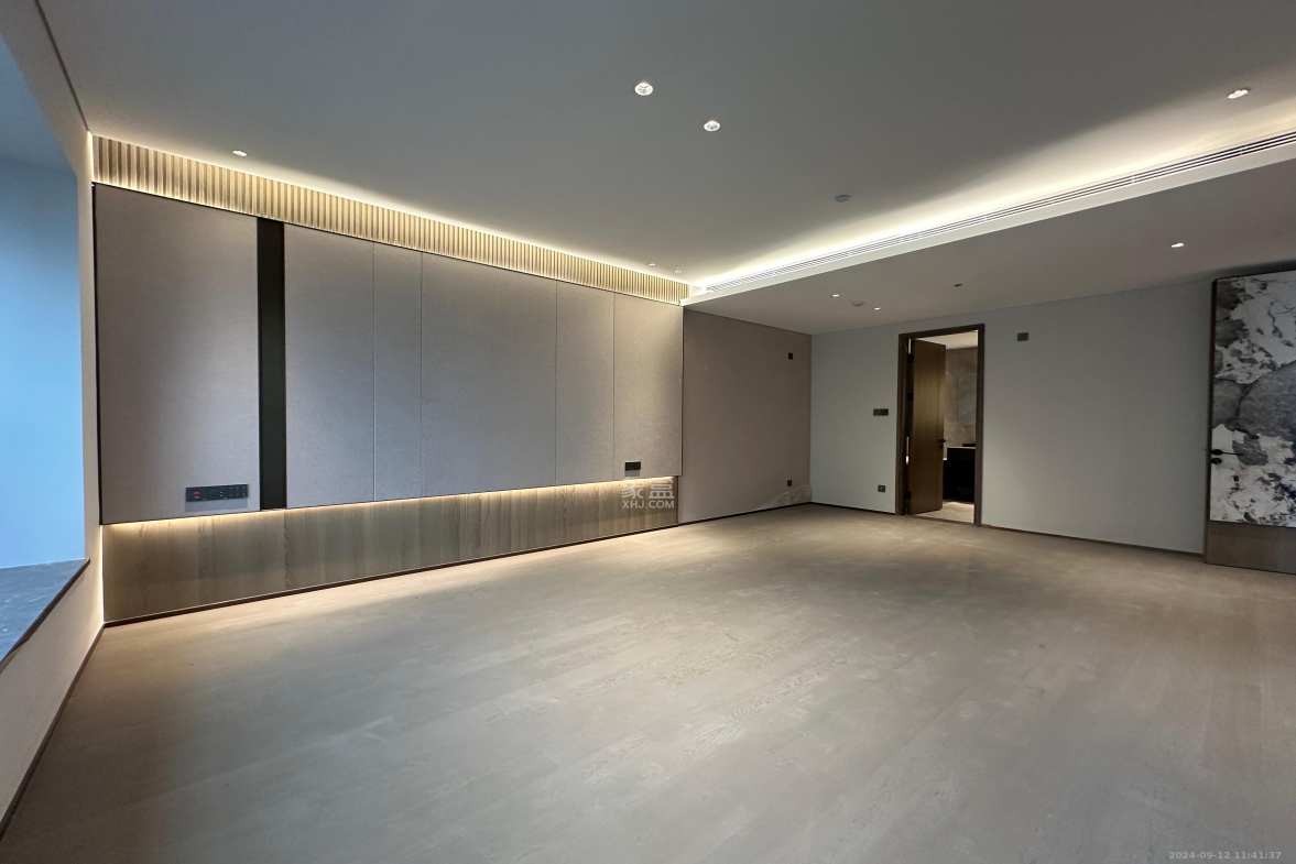 长沙悦府(华润万象城)  4室2厅3卫    13000.0元/月 长沙悦府(华润万象城)  4室2厅3卫    13000.0元/月室内图