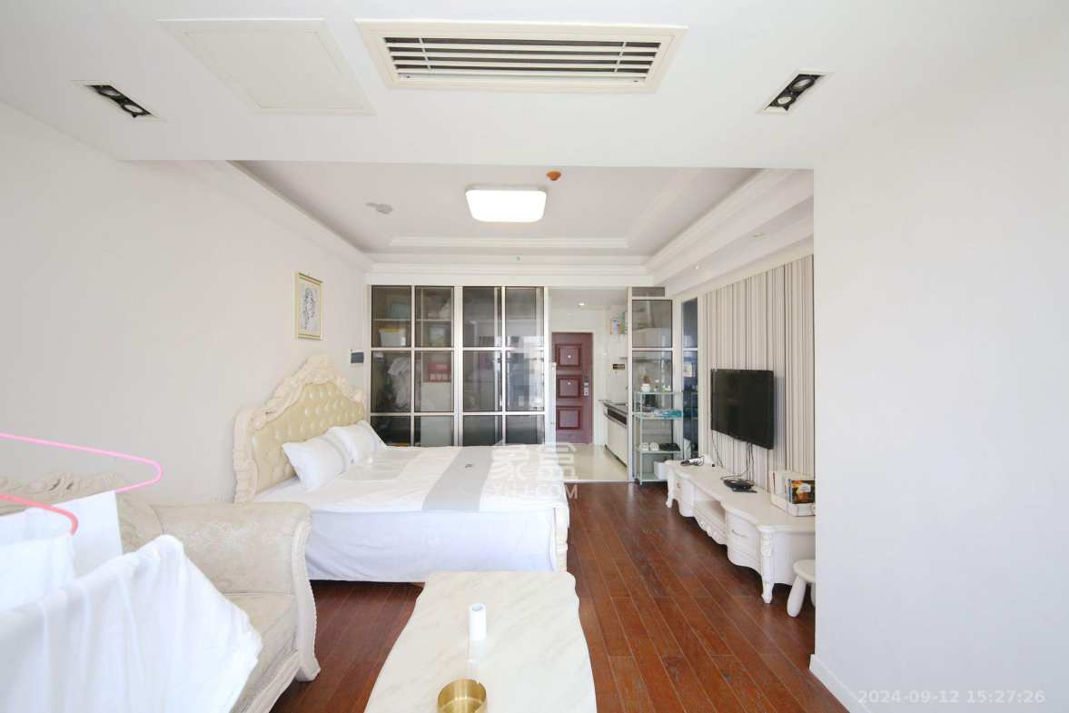 壹号公馆  1室1厅1卫    2100.0元/月 壹号公馆  1室1厅1卫    2100.0元/月室内图