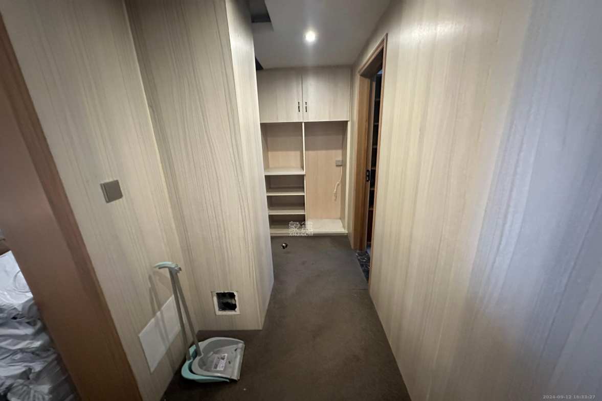 上城金都  5室2厅3卫   12000.00元/月室内图