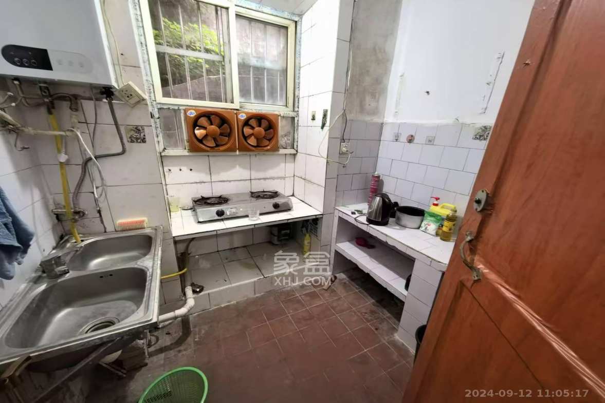 长沙铬盐厂单位宿舍  2室1厅1卫    1200.0元/月室内图