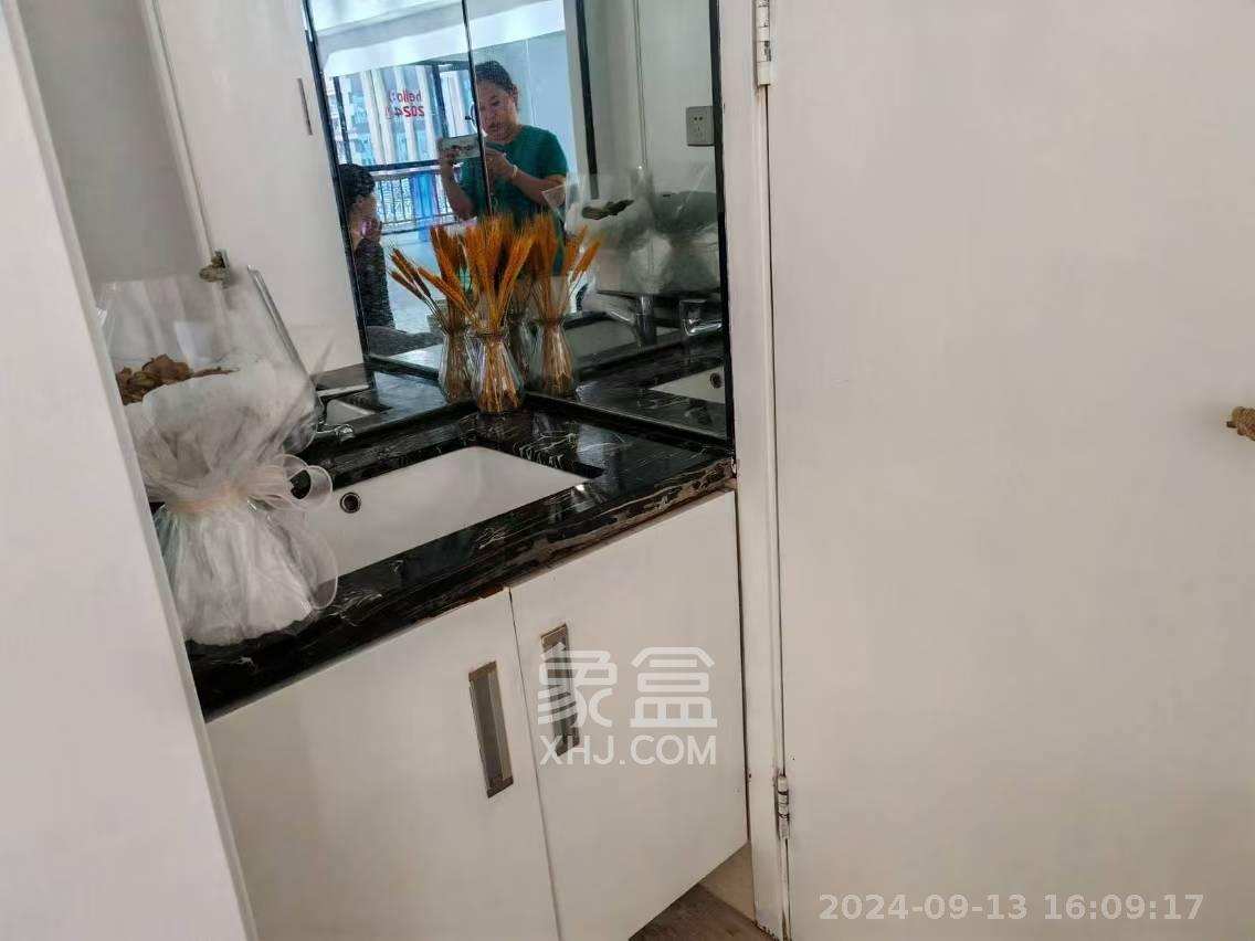 德思勤城市广场（宝格丽公寓）  1室1厅1卫   2300.00元/月室内图