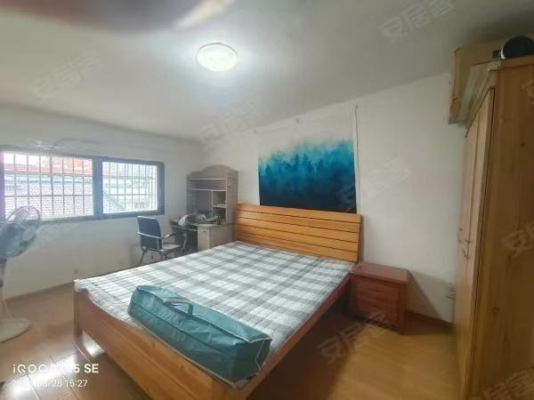 金园小区  2室1厅1卫    550.0元/月 金园小区  2室1厅1卫    550.0元/月室内图