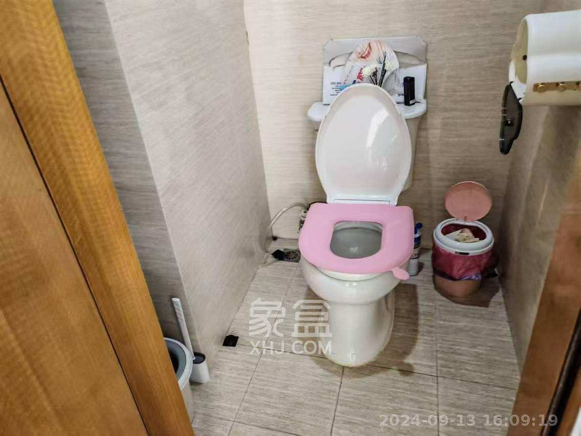 德思勤城市广场（宝格丽公寓）  1室1厅1卫   2300.00元/月室内图