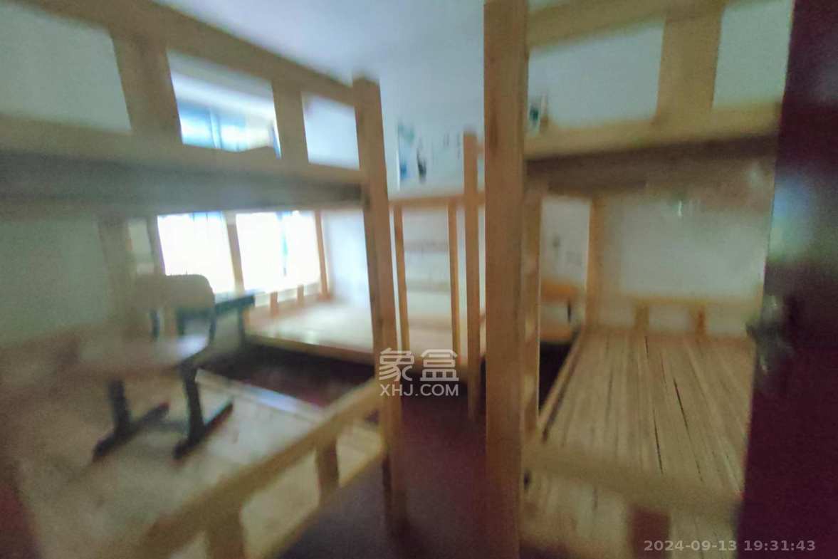 长房时代城  3室2厅1卫   2100.00元/月室内图