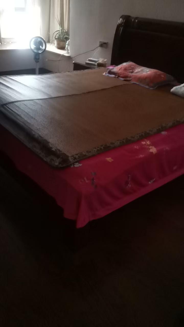 华湘贵府 3室2厅2卫 98.0万 华湘贵府 3室2厅2卫 98.0万室内图