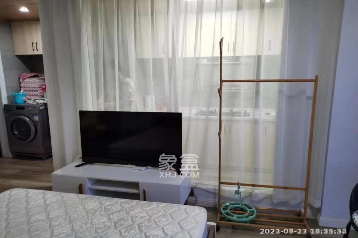 中建御山和苑  1室1厅1卫   1500.00元/月室内图