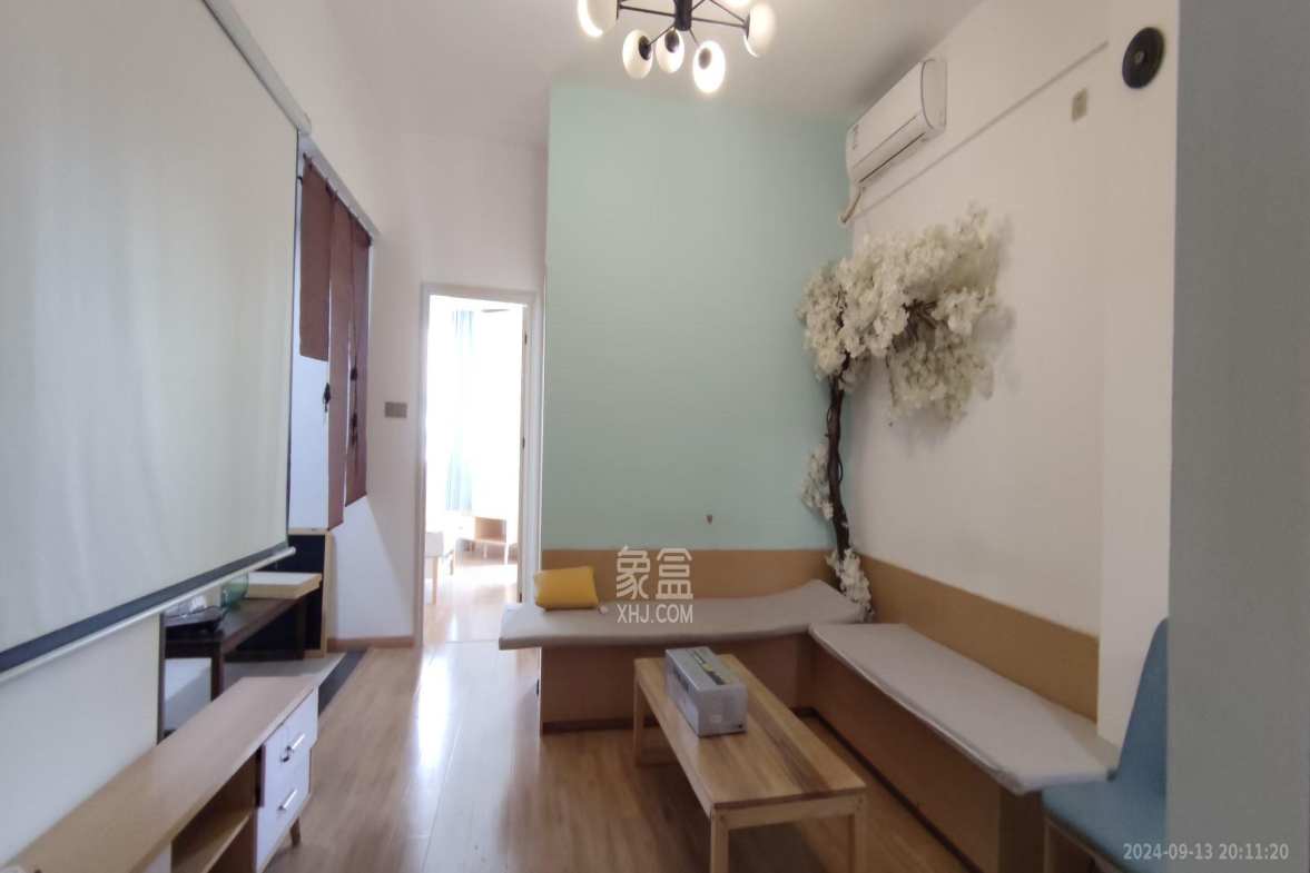 大地金墅  2室2厅1卫    3000.0元/月室内图1