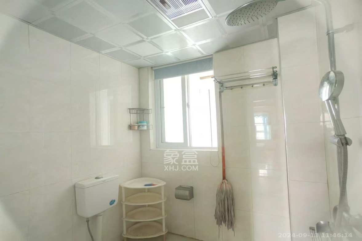 双龙警苑  3室2厅2卫    1600.0元/月 双龙警苑  3室2厅2卫    1600.0元/月室内图