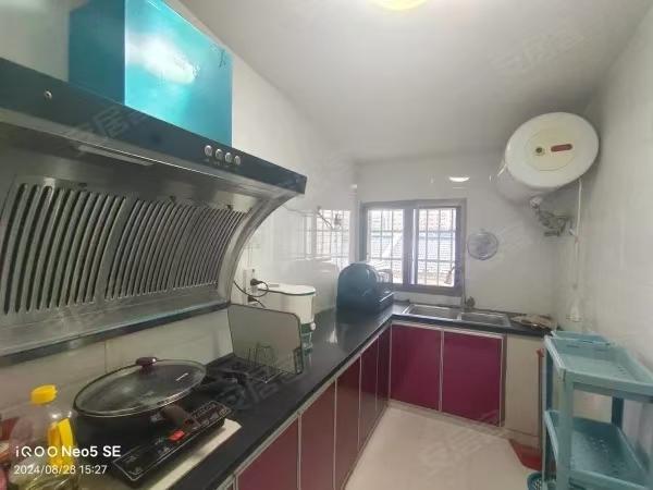 金园小区  2室1厅1卫    550.0元/月 金园小区  2室1厅1卫    550.0元/月室内图