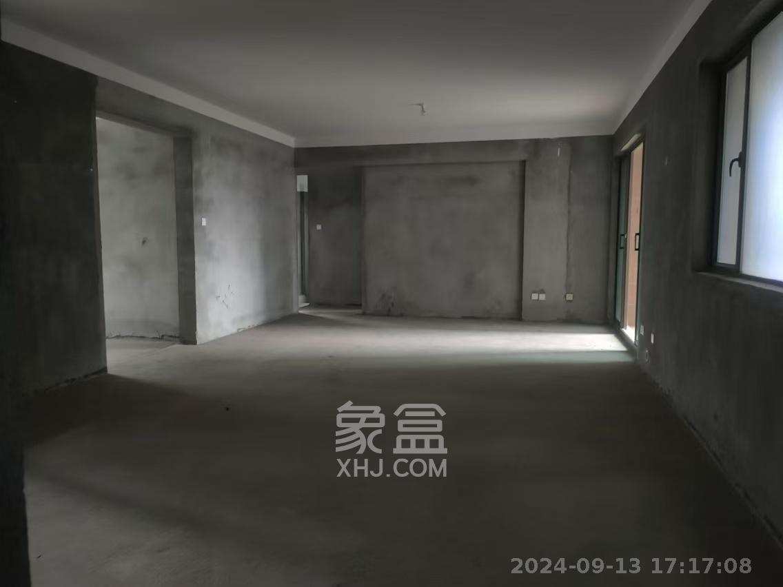 湘域熙岸  4室2厅2卫   2000.00元/月室内图
