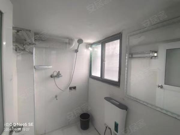 金园小区  2室1厅1卫    550.0元/月 金园小区  2室1厅1卫    550.0元/月室内图