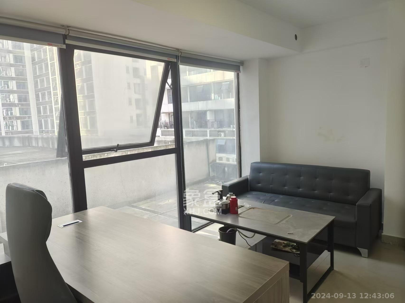 达美D6区   48.62㎡      4200.0元/月