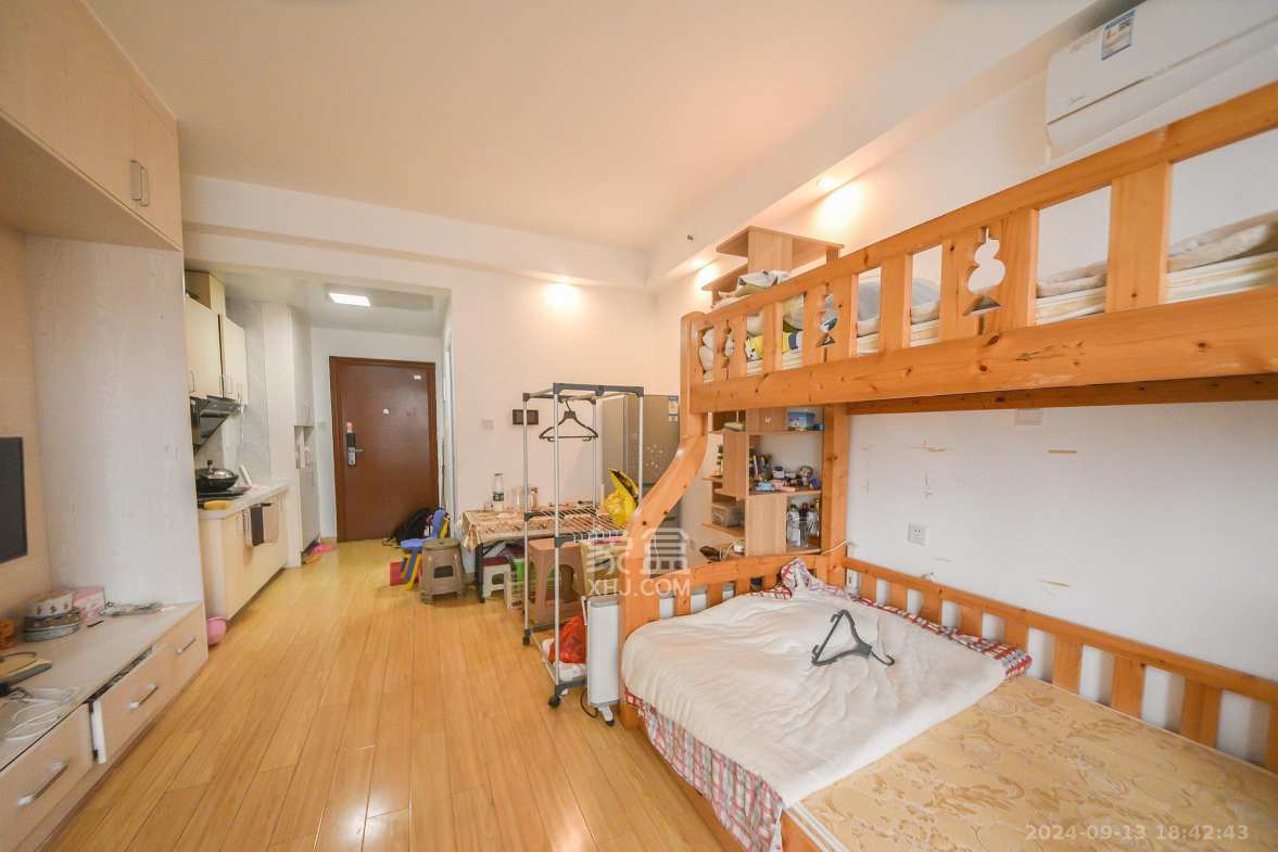 万博汇  1室1厅1卫   1600.00元/月室内图