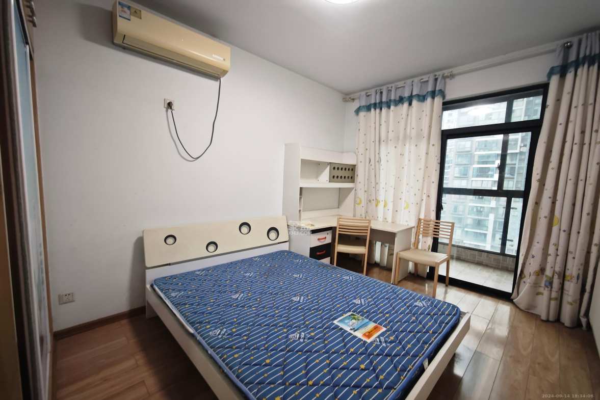 湘江世纪城赏江苑  3室2厅2卫   2800.00元/月室内图