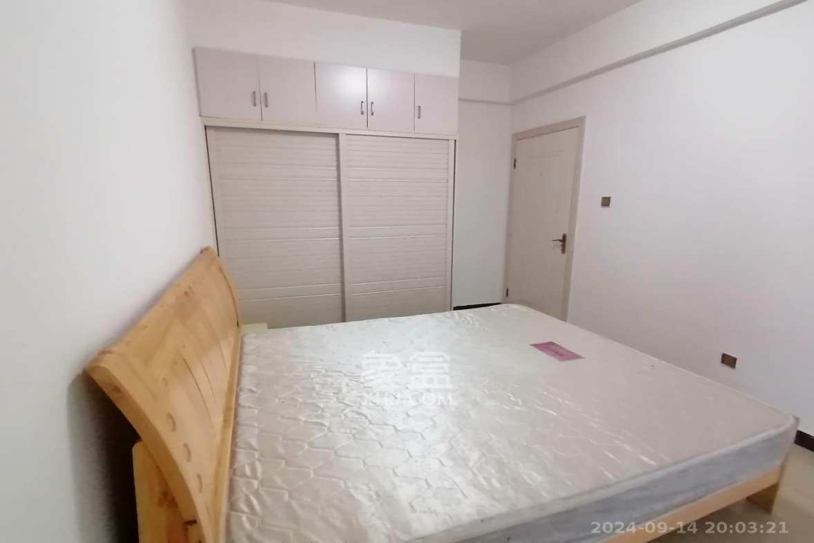 德庆水韵山城  1室0厅0卫   2200.00元/月室内图