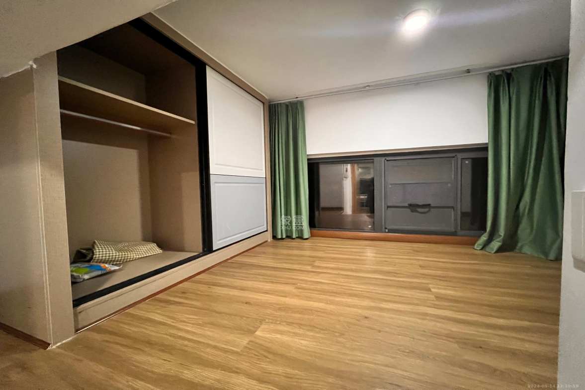 弘坤云寓  1室1厅1卫   1500.00元/月室内图