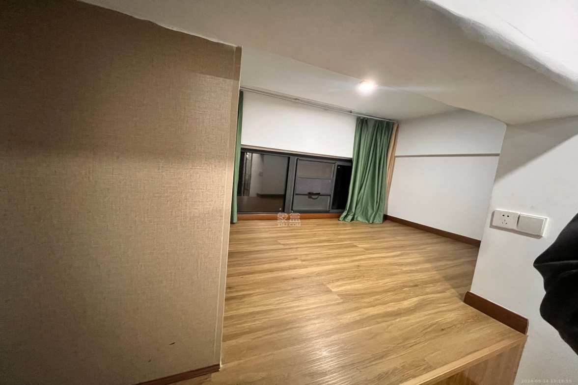 弘坤云寓  1室1厅1卫   1500.00元/月室内图