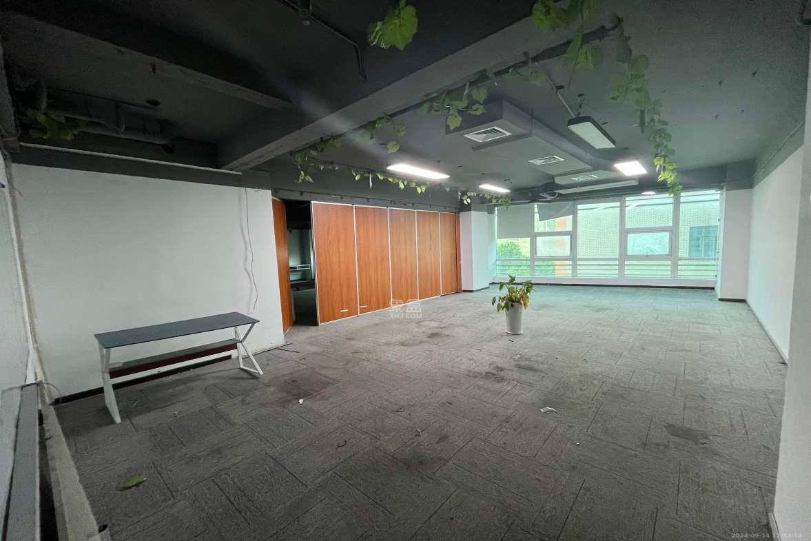 佳天国际新城  1室1厅1卫    6000.0元/月 佳天国际新城  1室1厅1卫    6000.0元/月室内图