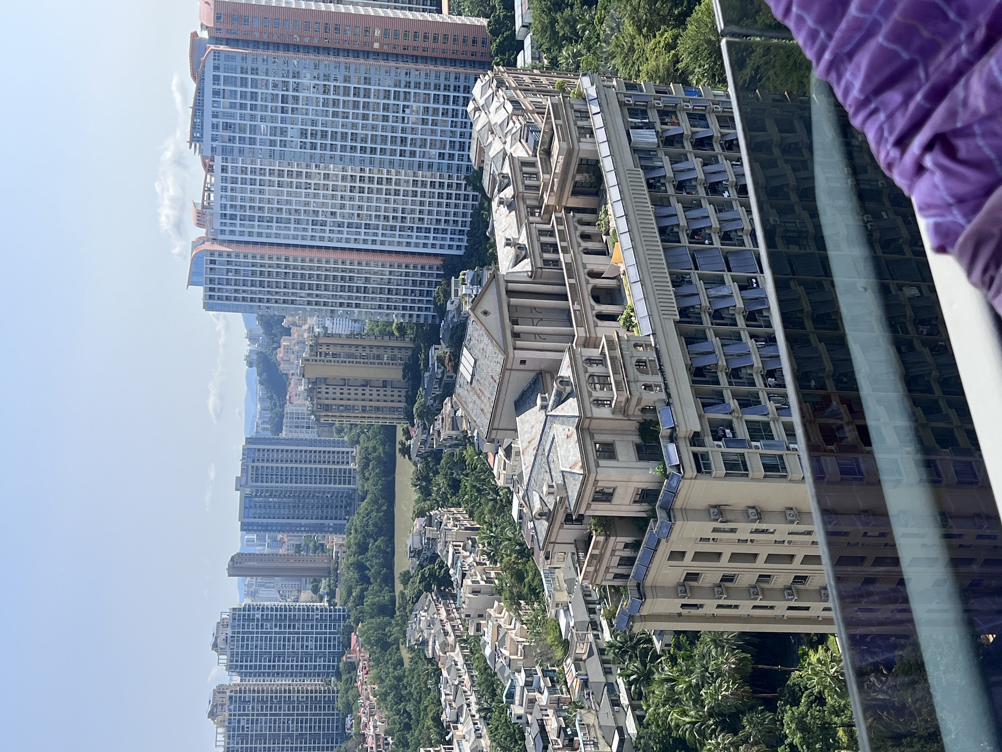 凤凰水城南岸  1室1厅1卫    132.0万