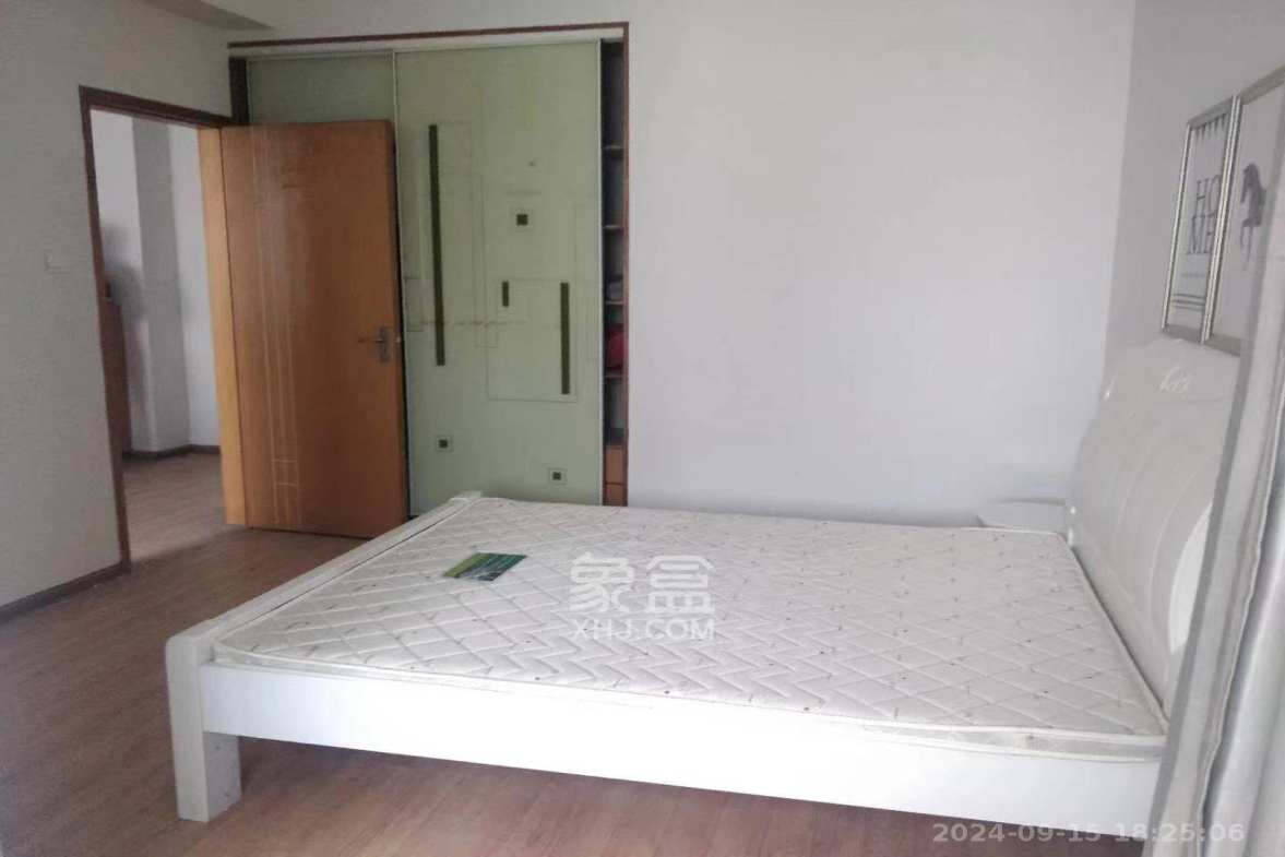 建鸿达现代公寓  1室1厅1卫   2800.00元/月室内图