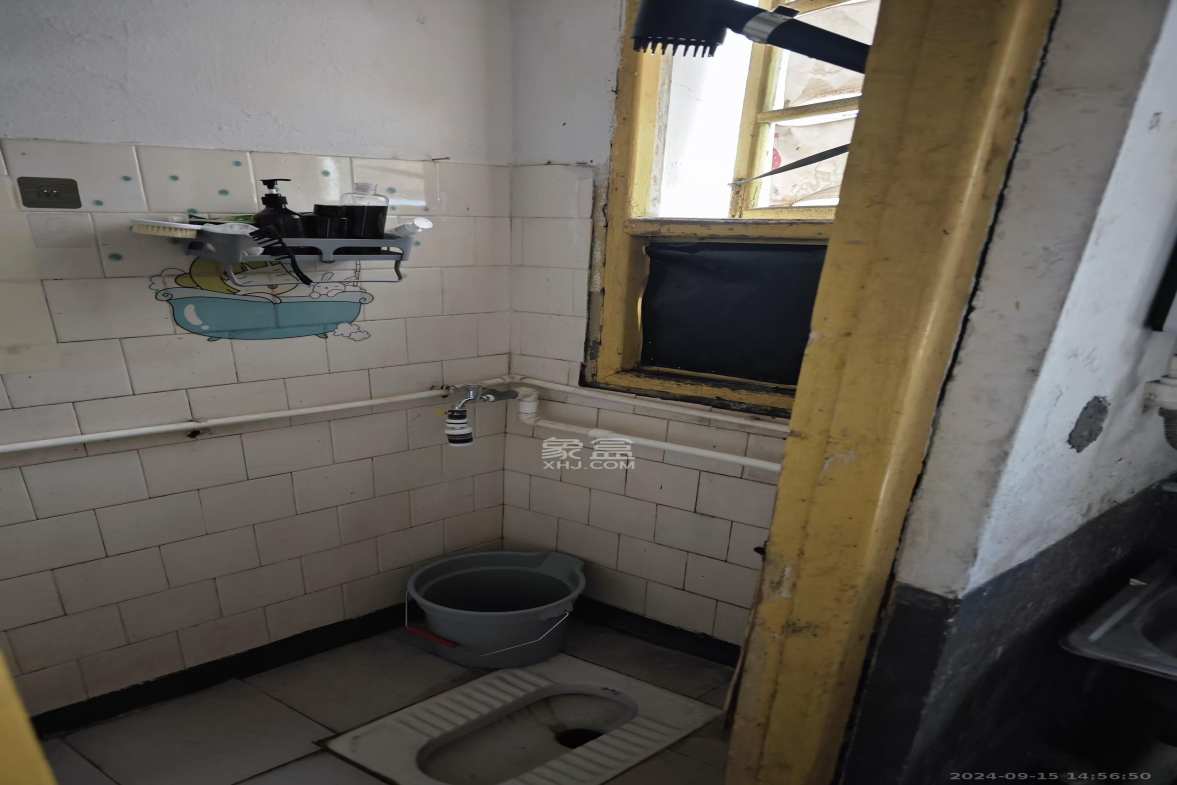 心安里小区(产权)通广宿舍 1室1厅1卫 1300.0元/月 心安里小区(产权)通广宿舍 1室1厅1卫 1300.0元/月室内图